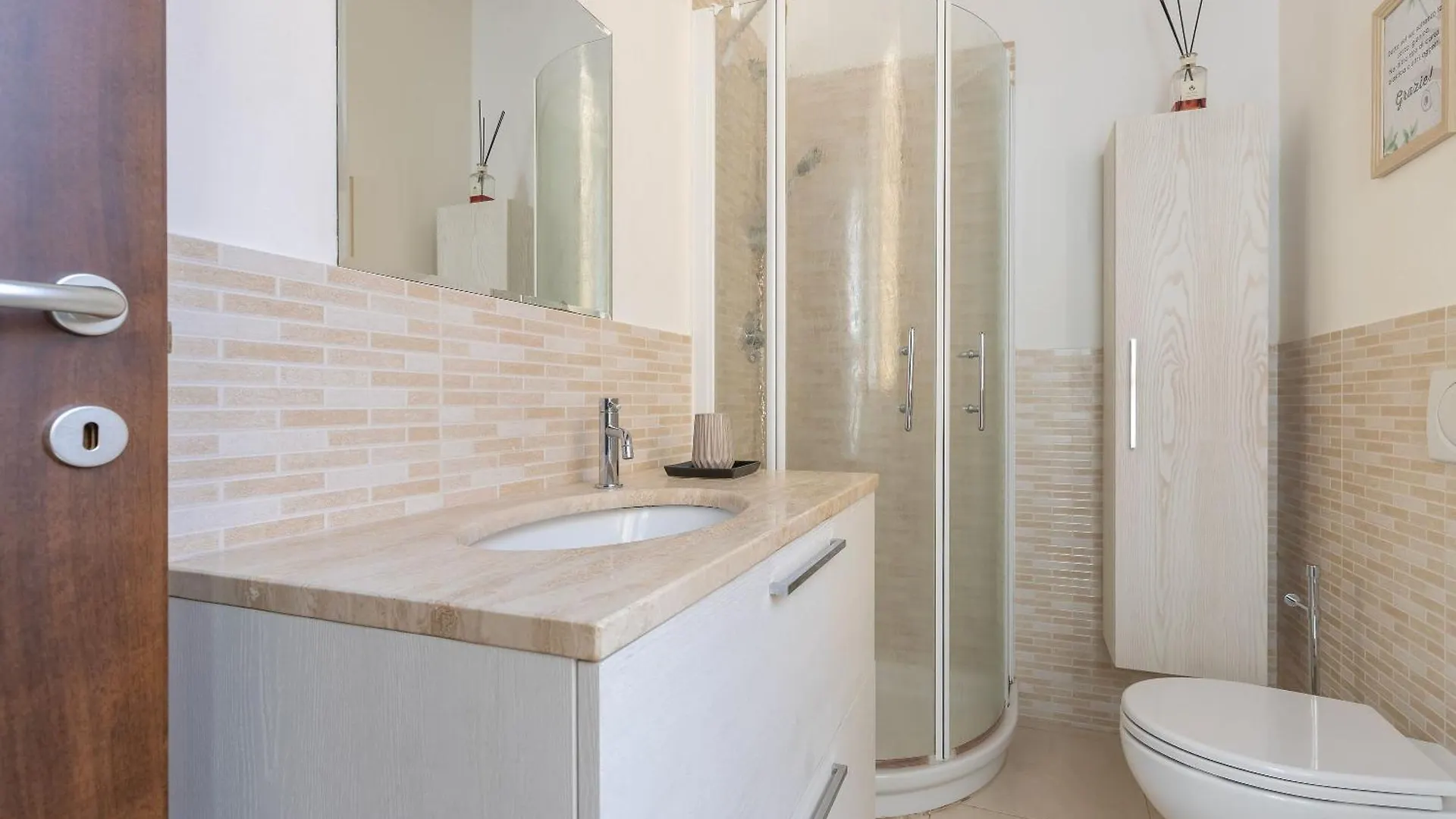 Colonica San Cresci Alle Porte Di Firenze 6 Pax Free Parking Campi Bisenzio 0*,  Italy