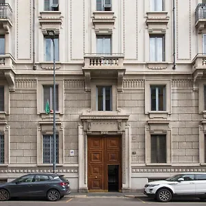 Youhosty - Giovanni Da Palestrina 10 , Milano Italia